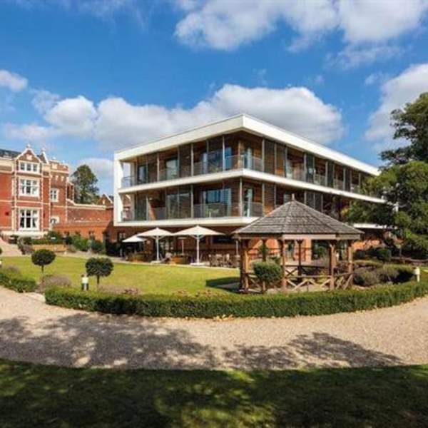 Wivenhoe House Hotel