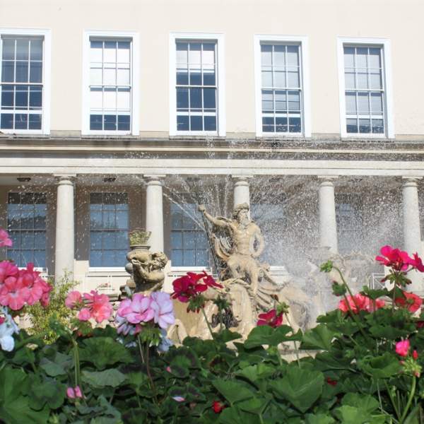 Anne Bartlett Blue Badge Tour Guide