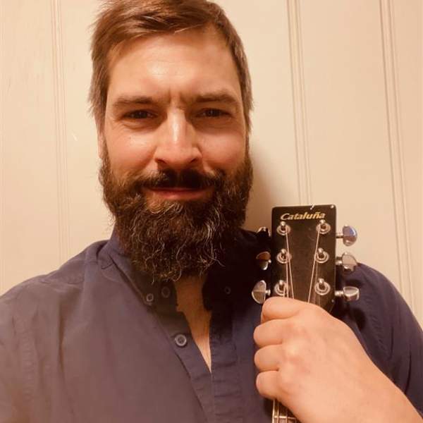 Kristian Jørgensen tolker svenske visesangere