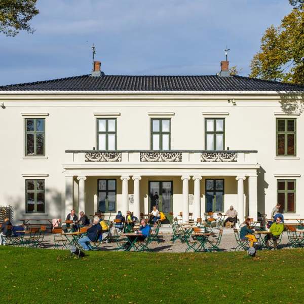 Galleri F15 Alby gård