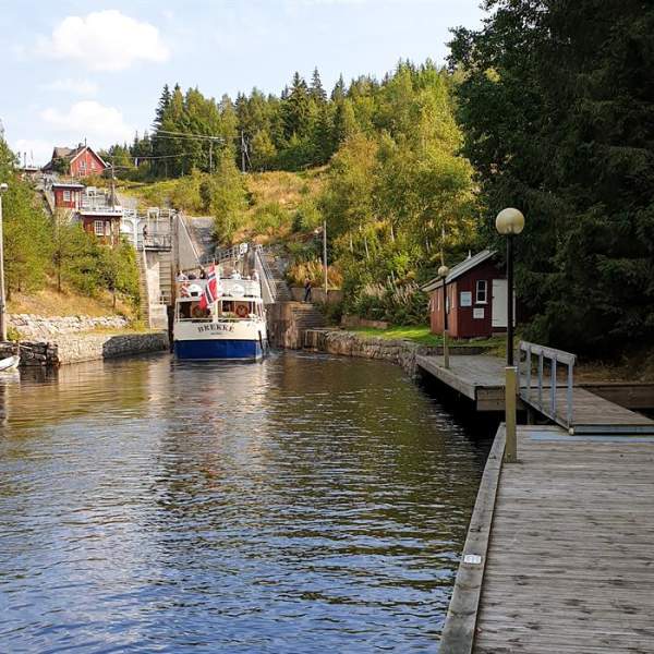 Gjestebrygge Brekke sluser, nede