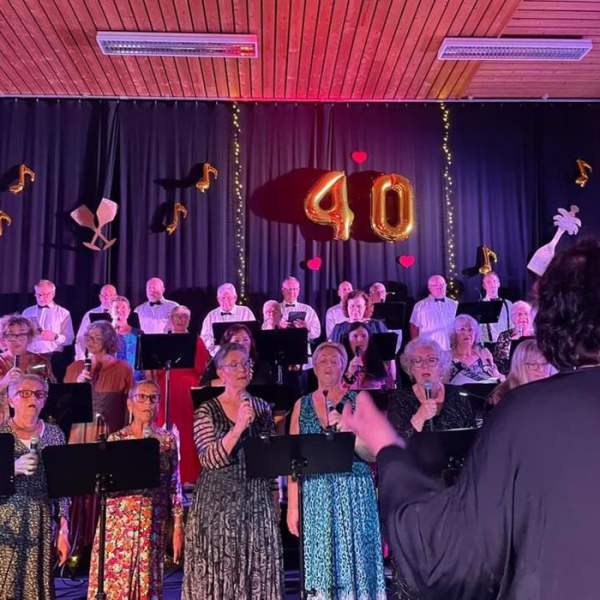 Konsert med Hvaler Trivselskor