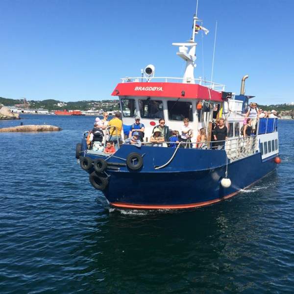Båttur med MS Bragdøya - Badebåten