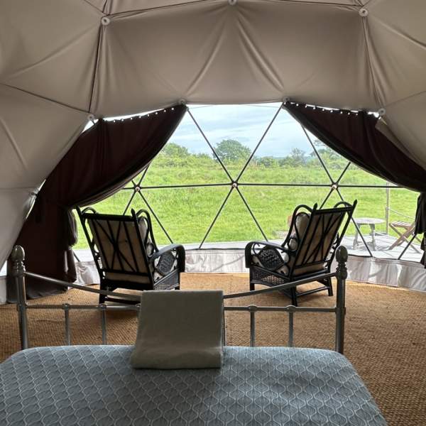Zephyr Domes Glamping