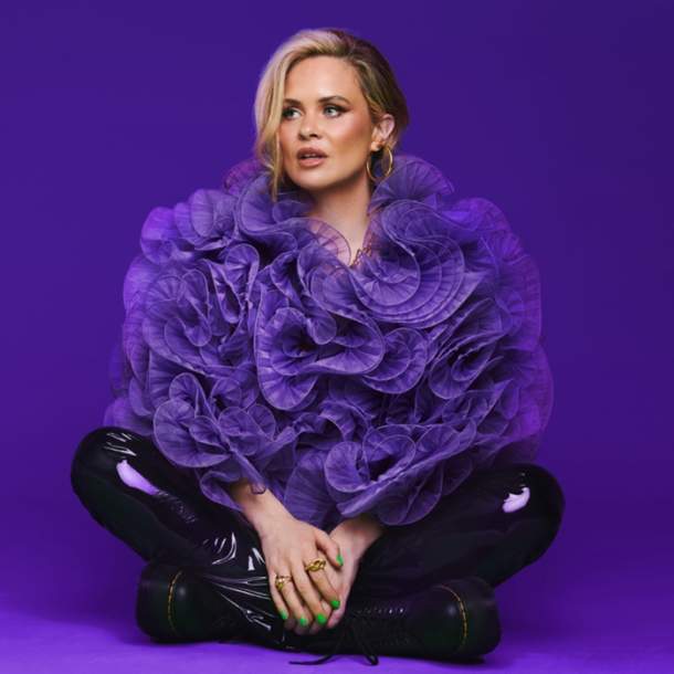 Joanne McNally - Pinotphile