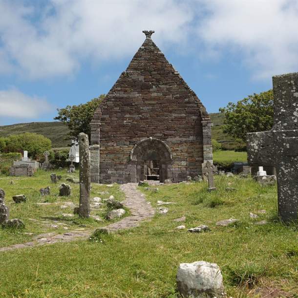 Kilmalkedar Church / Cill Mhaoilceadair