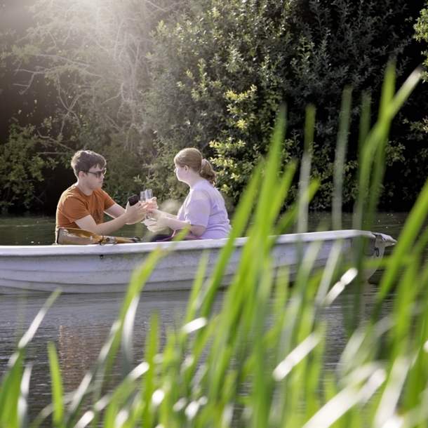 Romantic Row Boat Picnic For Two Private River Experience (Trade)