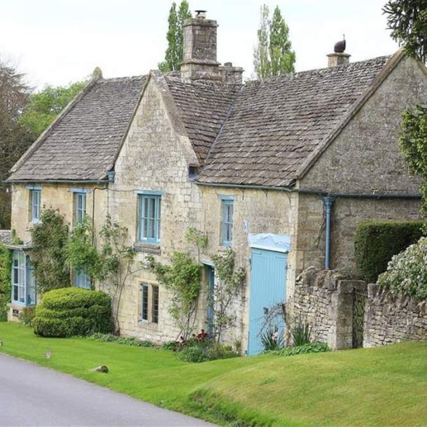 Manor Cottages