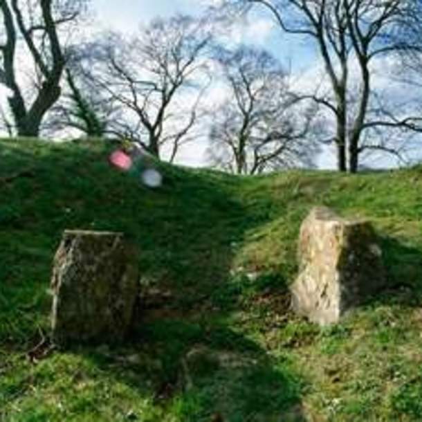 Windmill Tump Long Barrow