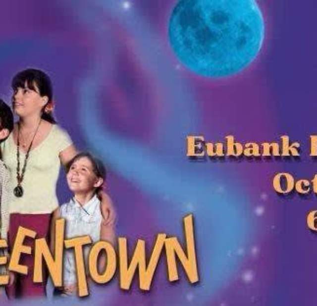 Screen on the Green- Halloweentown
