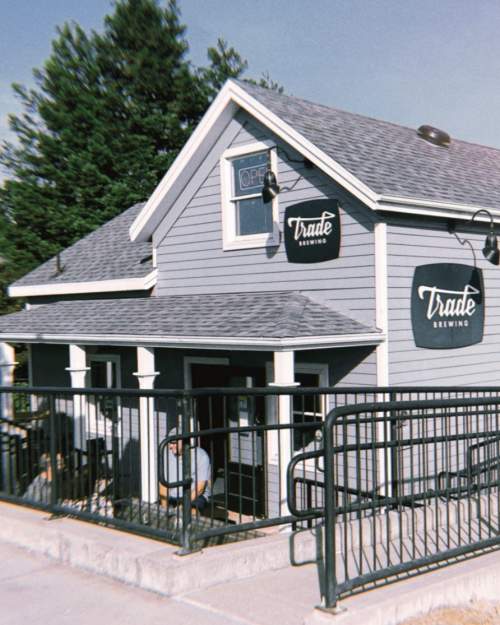 Live Music (Sundays)