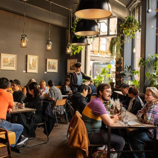 Federal Cafe & Bar
