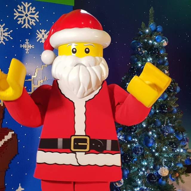 Christmas Bricktacular