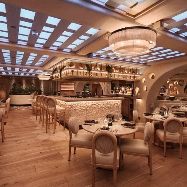 Escape Manchester to the Grecian Isles at Fenix this Christmas