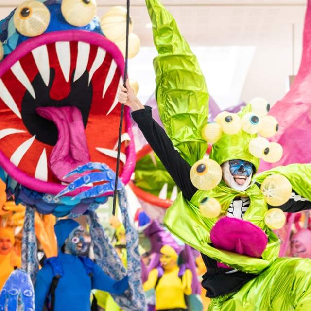 Monsters Rock! Party Procession