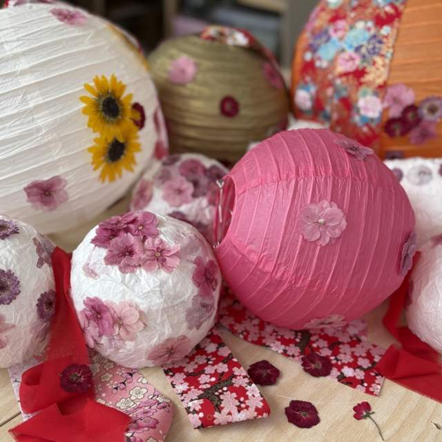 Handmade pressed flower paper lantern workshop