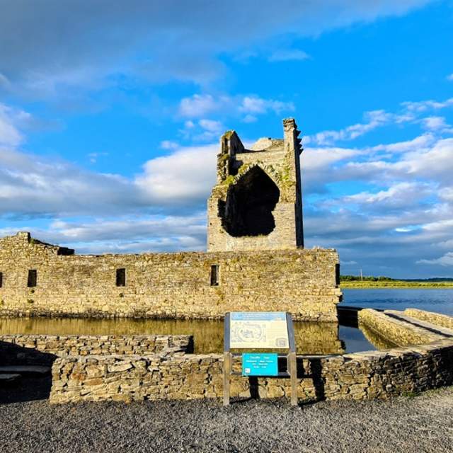 Carrigafoyle Castle