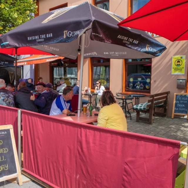 Christy's Bar | Restaurant