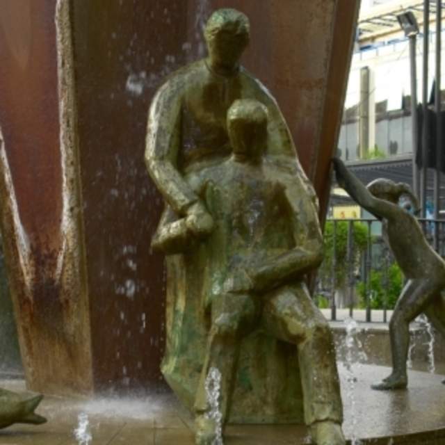 Monumento a Las Tres Generaciones (Fernando Gómez Lobato y José Pereiro)