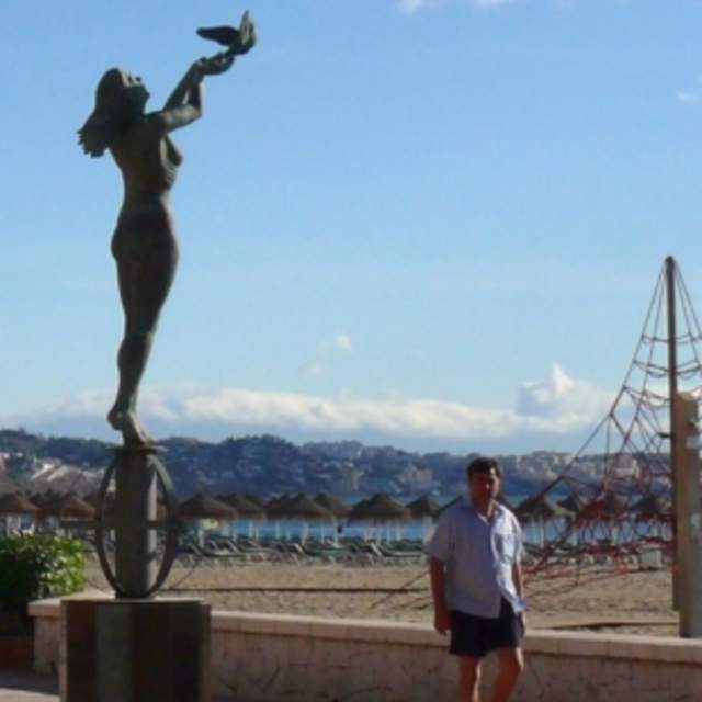 Monumento al Turista (Andrés López Yebra)