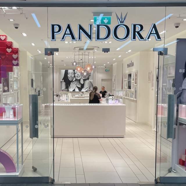 Pandora Cheltenham