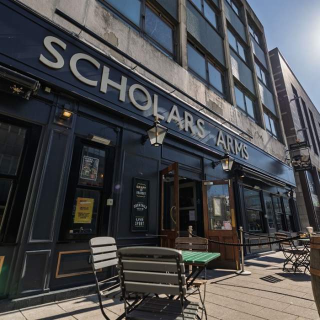 Scholars Arms