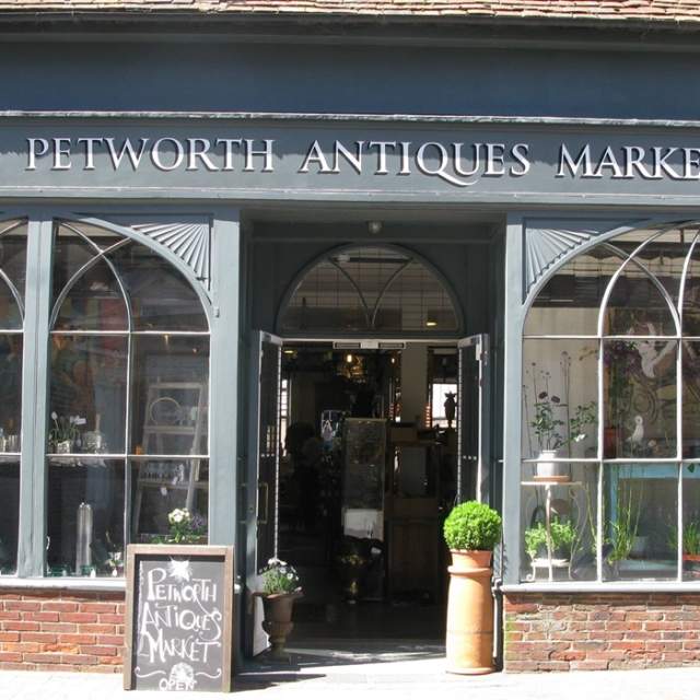 Petworth Antiques Market