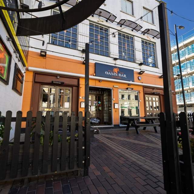 Oasis Bar