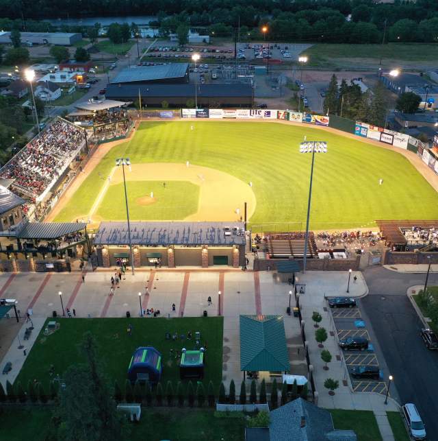 Wausau Woodchucks vs Madison Mallards