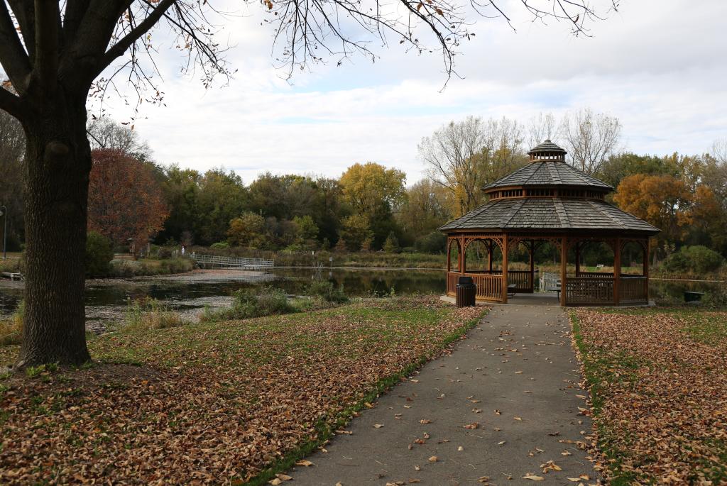 Middleton's Lakeview Park