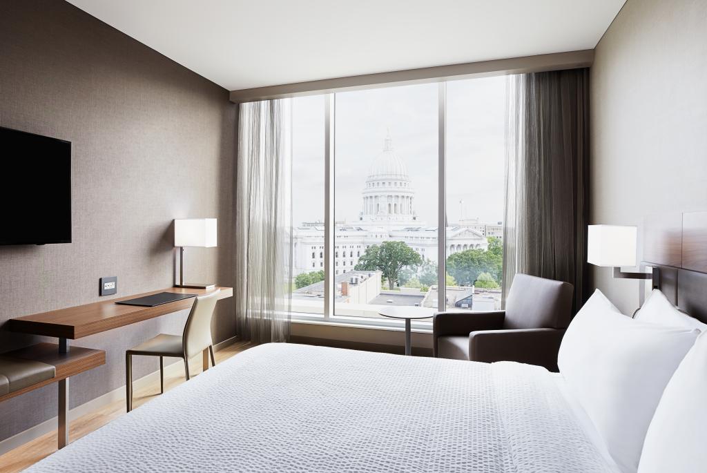 AC Hotel Madison Downtown