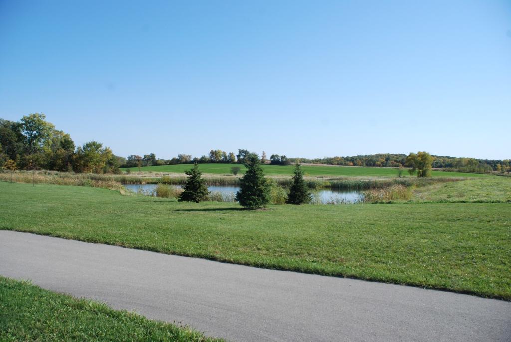 Smith's Crossing - Greenspace, Pond, Path