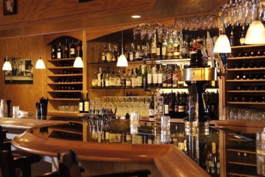 tuscany-grill-bar-2