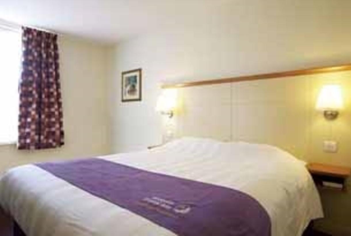 Premier Inn Manchester (Denton)