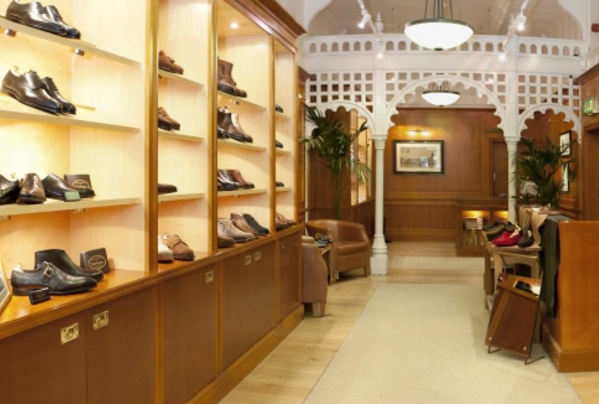 Jones shoe shop hotsell