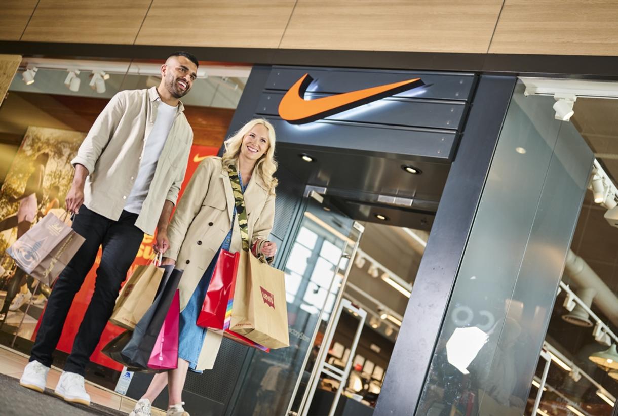 Nike outlet resorts world hotsell
