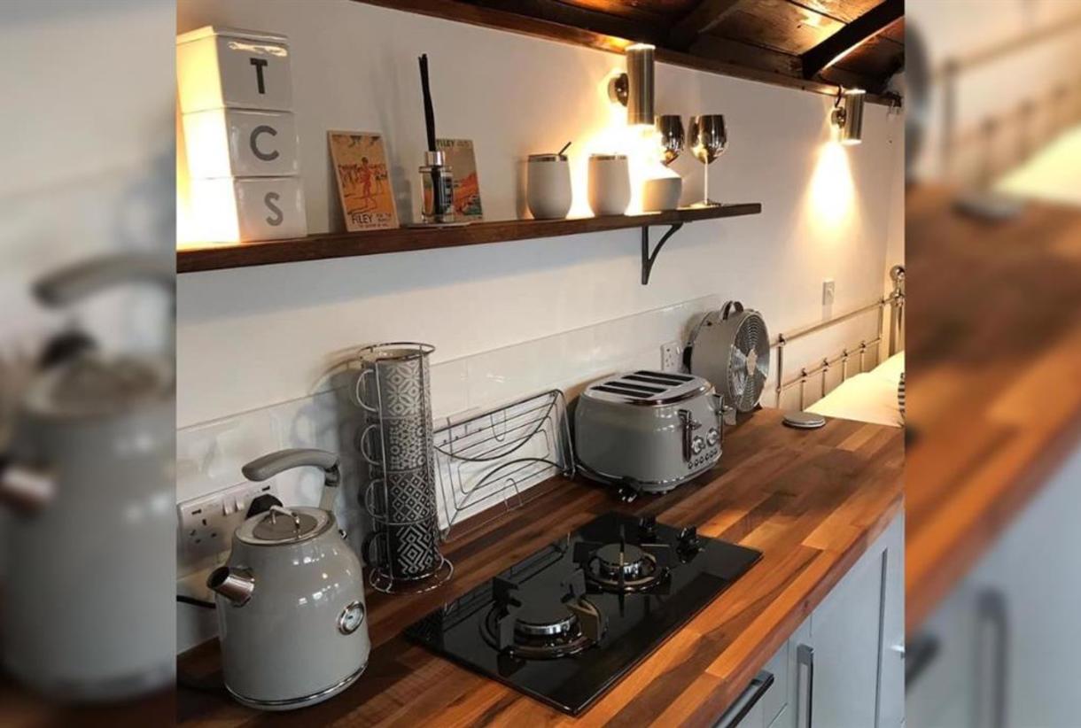 Electric kettle can be used in train online