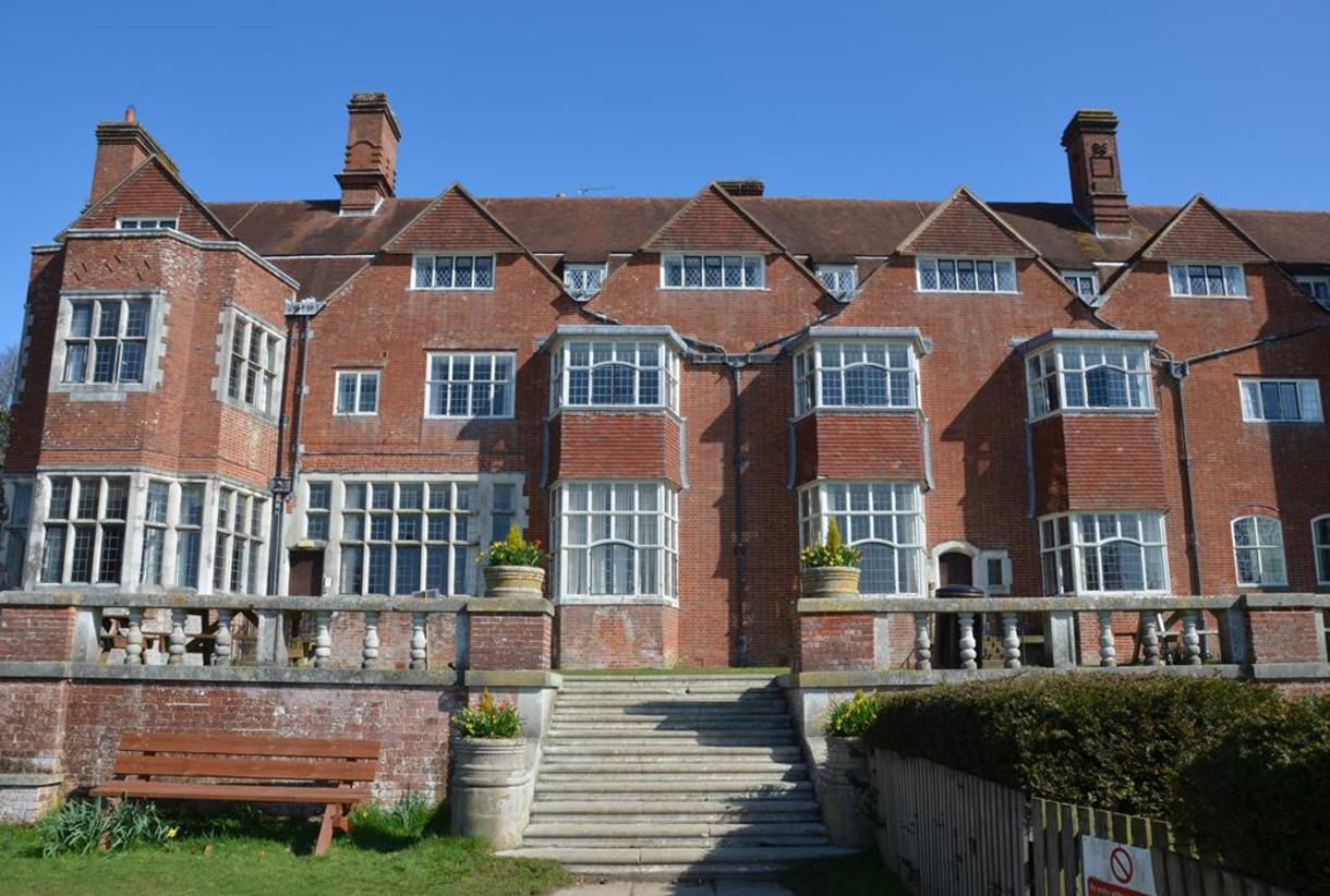 Avon Tyrrell Manor House Stays Visit the New Forest