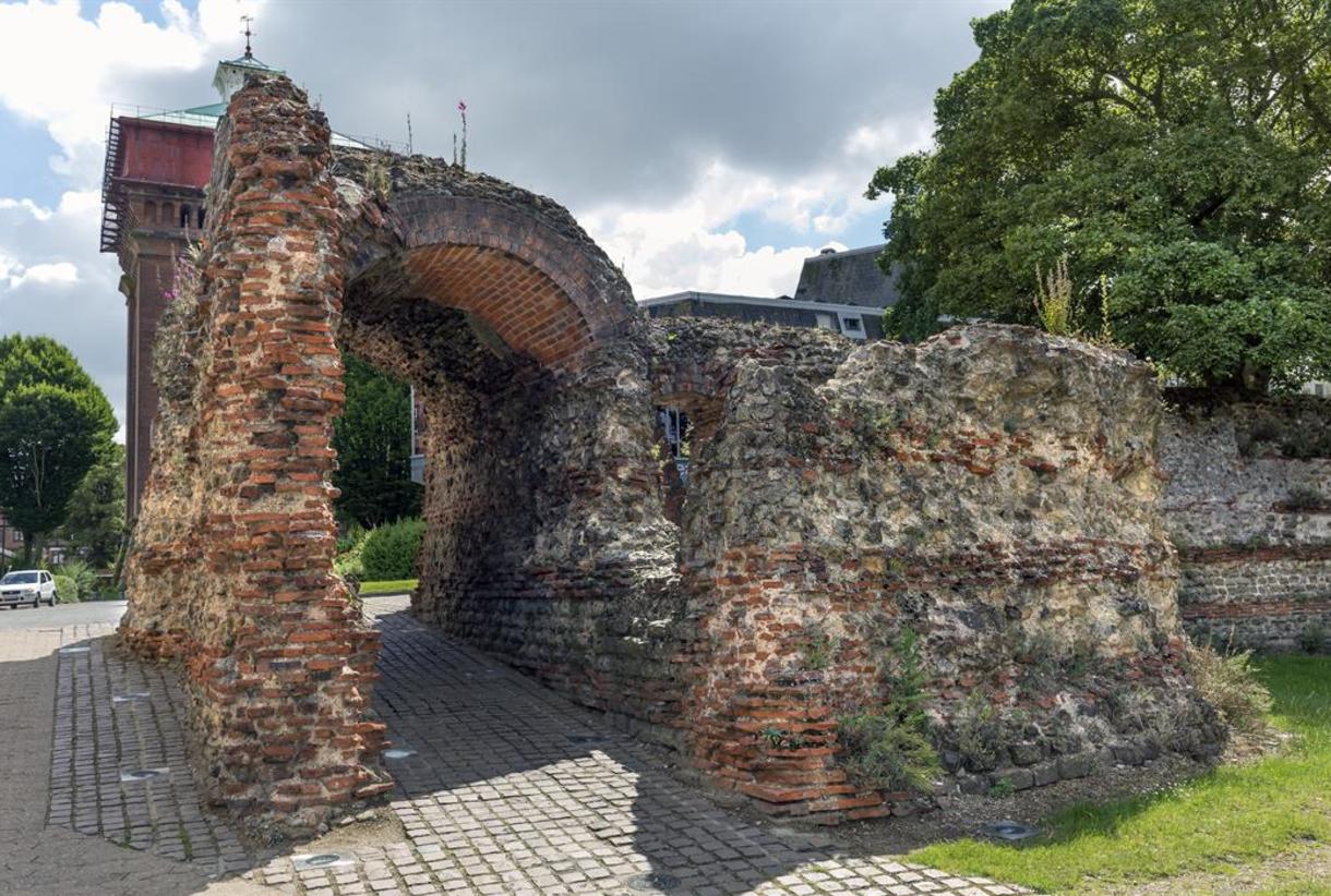 roman wall images