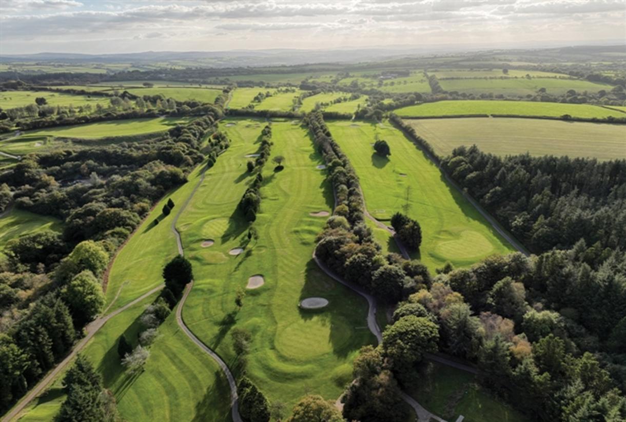 Tiverton Golf Club  18-hole parkland golf course in Devon