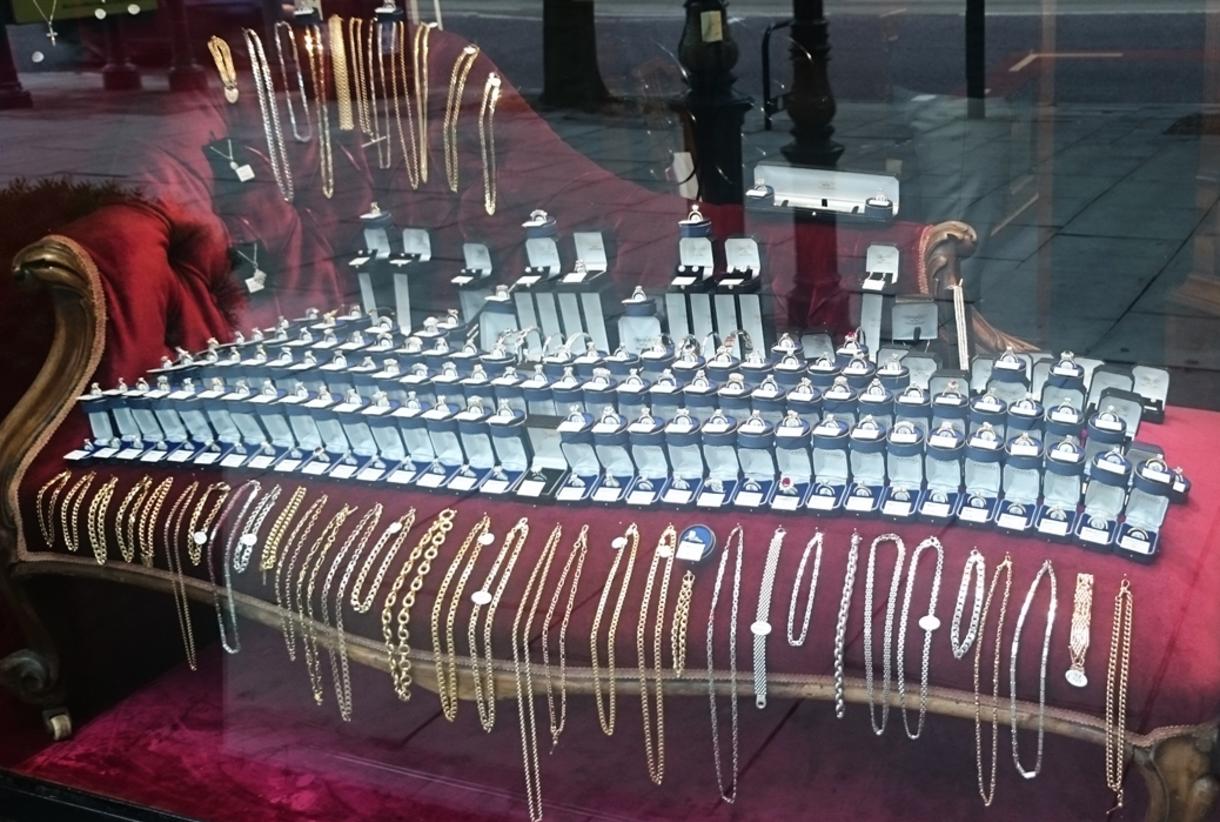 Rebeccas jewellers outlet