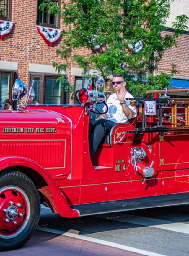 Salute to America Parade