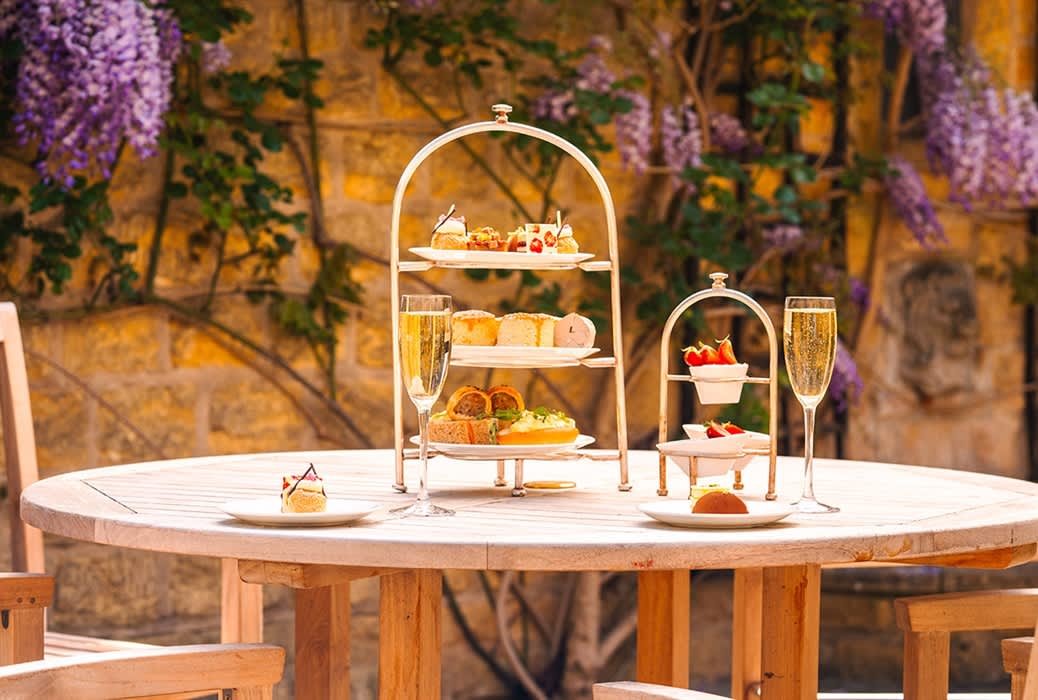 Afternoon Tea & Spring Hand-Tied Bouquet Workshop