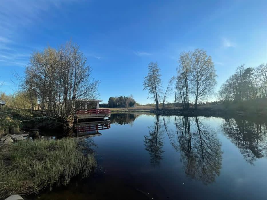The Houseboat in Strømsfoss
