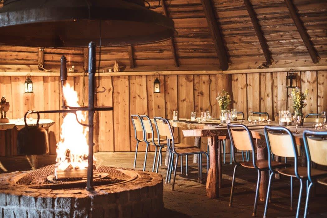 Julebord på Joval Gård, Marker