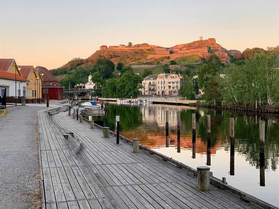 Elvelangs - Bryggepromenaden i Halden