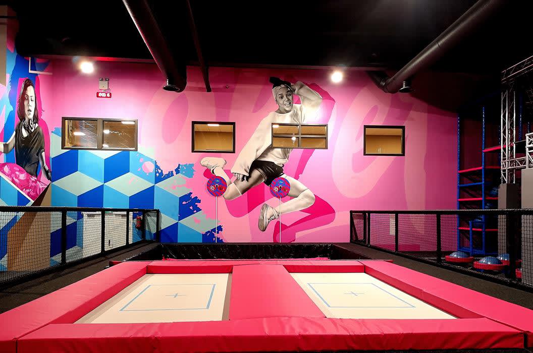 Sprett Bounce trampoline park
