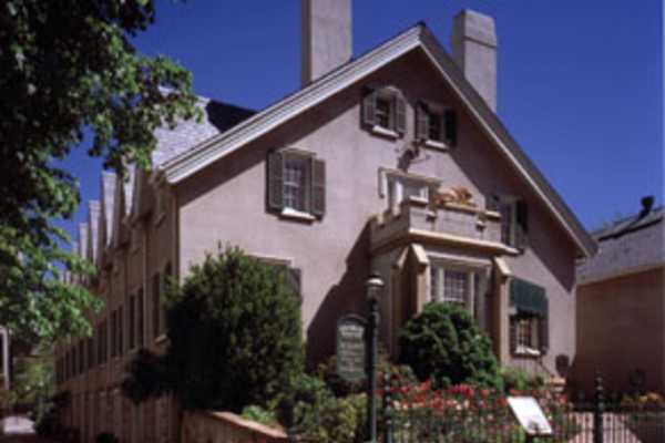 primary image