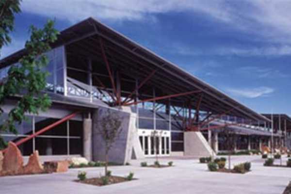 primary image