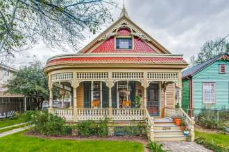 Houston Heights | Find Things to Do, Restaurants & Hotels